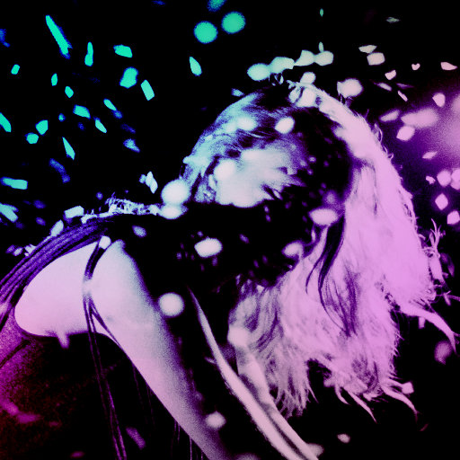 舞厅里挺进人妻的身体
